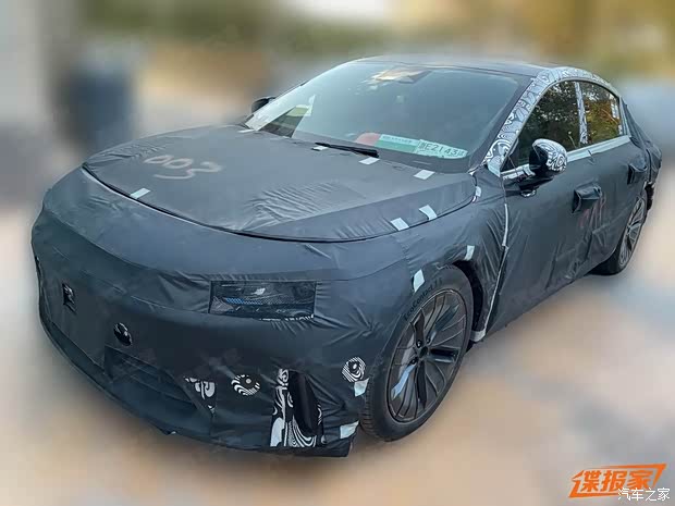 采用家族式设计 smart精灵#6内饰谍照曝光 你觉得空间怎么样？